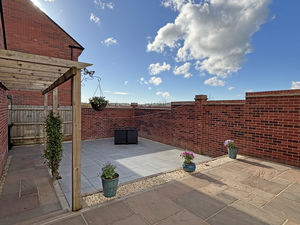 Photo 32- click for photo gallery